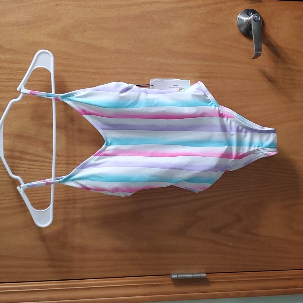 Swimming suit